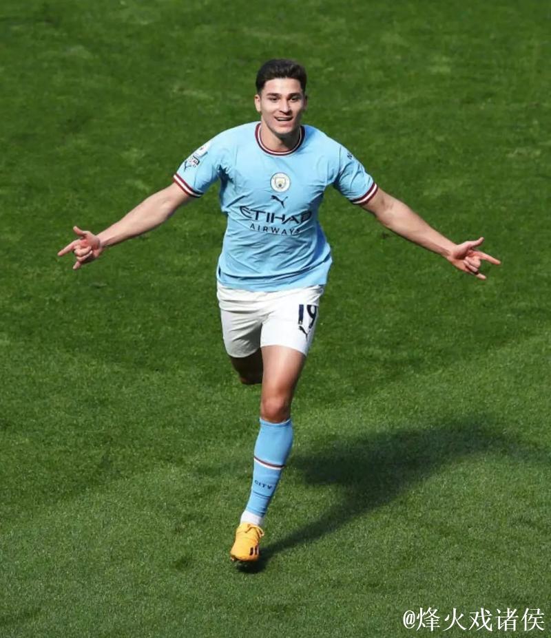 本赛季阿根廷球员欧冠参与进球榜:阿尔瓦雷斯6 本赛季阿根廷球员欧冠参与进球榜:阿尔瓦雷斯6